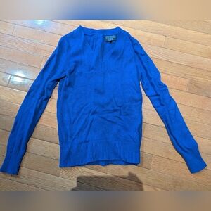 Blue wool banana republic v neck sweater